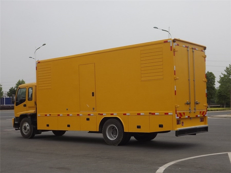 迪庆发电车出租- 柴油发电机油箱怎么清洗