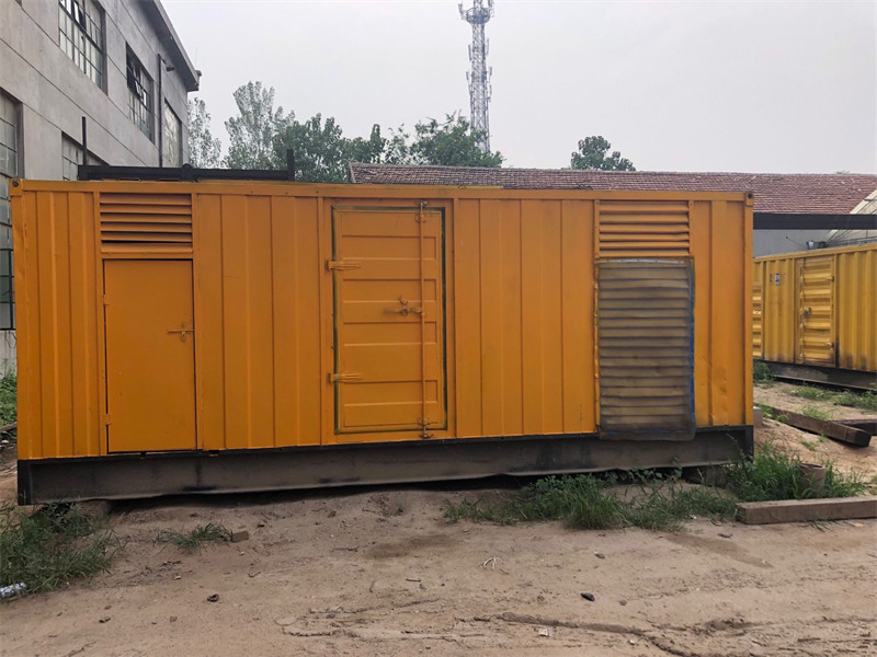 迪庆柴油发电机如何判断新机油是否已经完全充满机油滤清器？