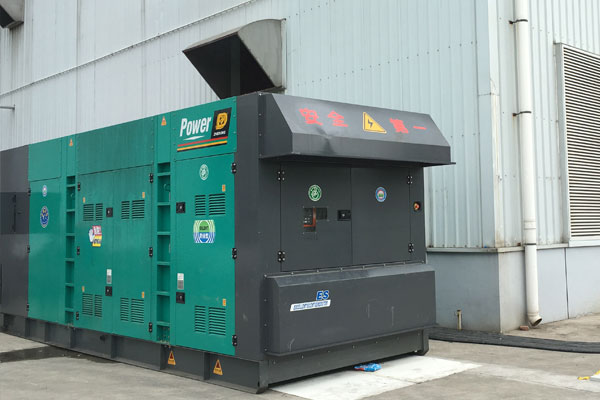 迪庆燃油滤清器的更换流程是怎样的？