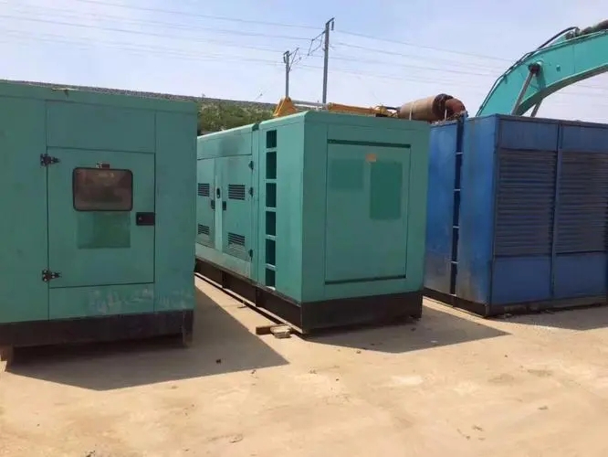 迪庆柴油发电机组的电压和功率之间有什么关系？