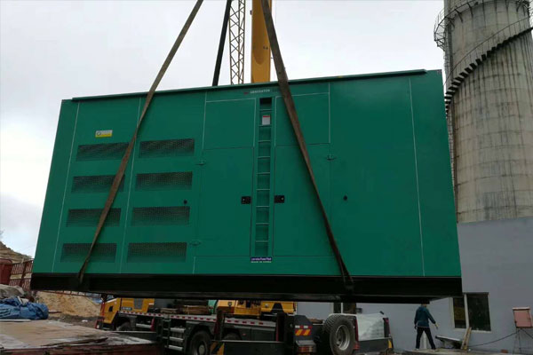 迪庆柴油发电机组的保养周期？