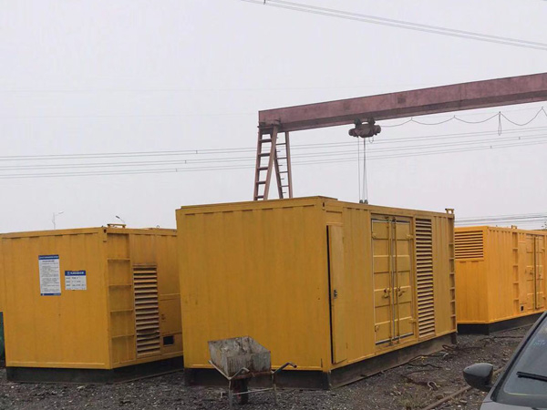 迪庆100kw柴油发电机组每小时油耗？