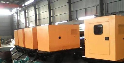 迪庆柴油发电机组冬季启动后需要进行哪些检查和操作？